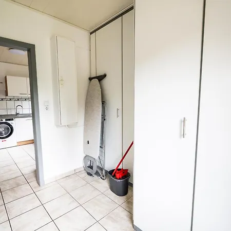 6 Haus Mit Wintergarten 2 Baeder Industrienah Sehr Ruhig Gelegen Appartement *