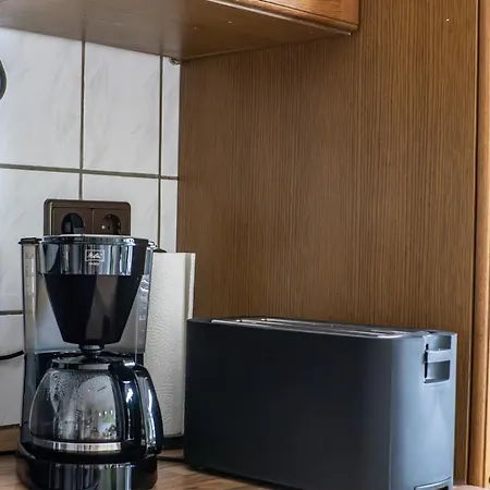 Appartement 6 Haus Mit Wintergarten 2 Baeder Industrienah Sehr Ruhig Gelegen *