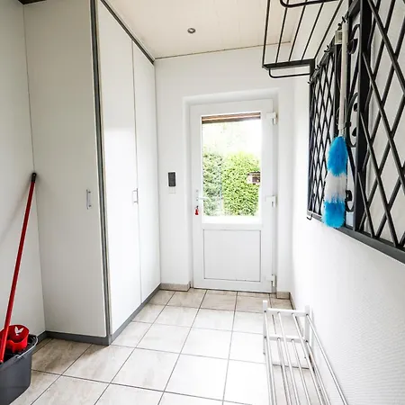 6 Haus Mit Wintergarten 2 Baeder Industrienah Sehr Ruhig Gelegen * Brunsbuttel